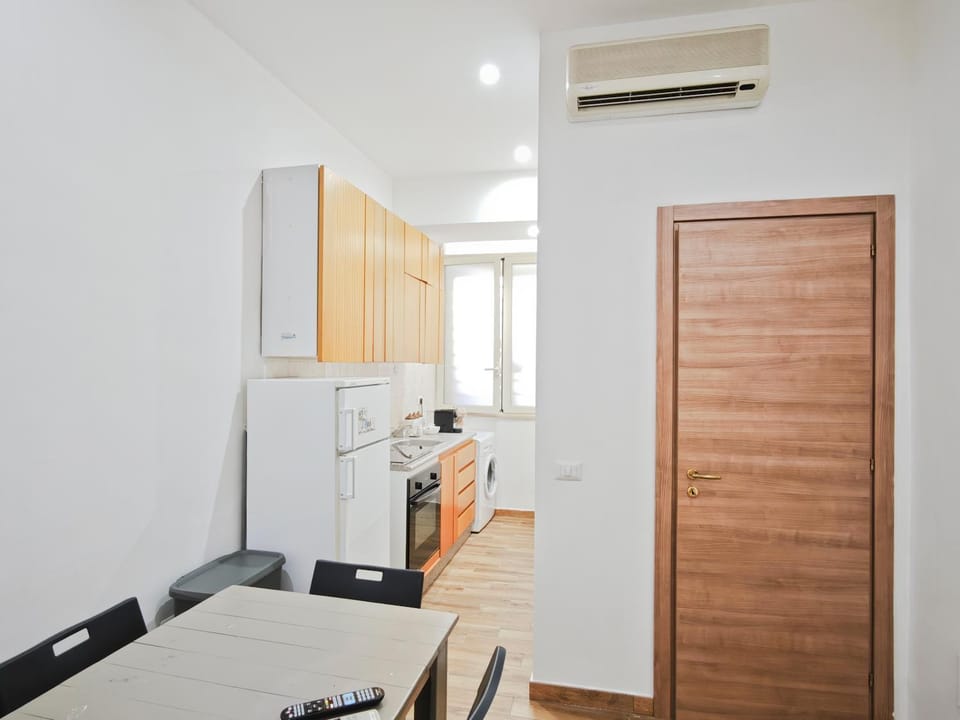 Karrass Apartment in Bari