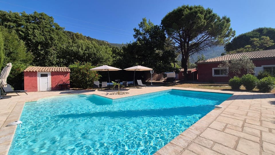 Property building, Patio, Day, Garden, Mountain view, Pool view, Swimming pool, sunbed