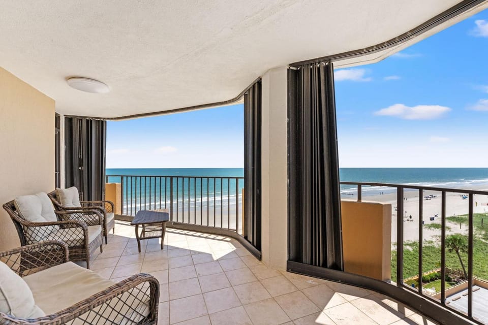Maisons-Sur-Mer 601 - Oceanfront - Shore Drive House in South Carolina