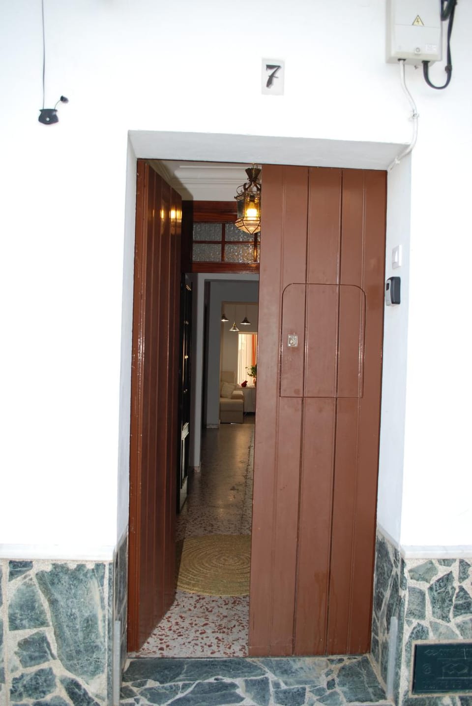 Facade/entrance