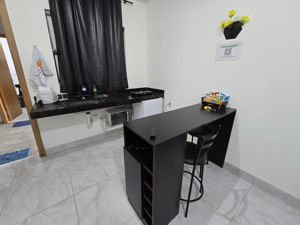 TV and multimedia, Kitchen or kitchenette, microwave, minibar, stove
