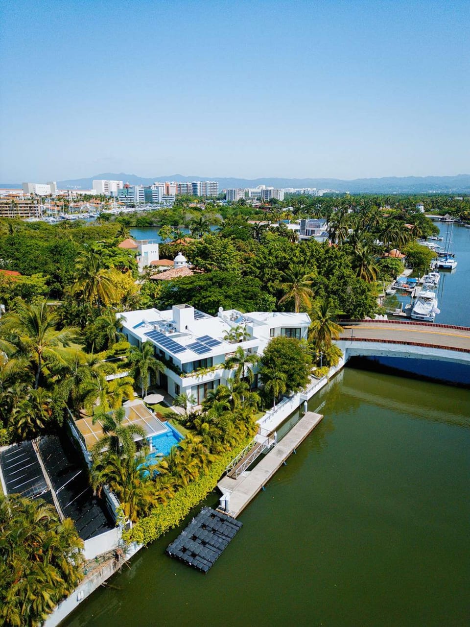 Luxury Villa Waterfront Villa in Nuevo Vallarta