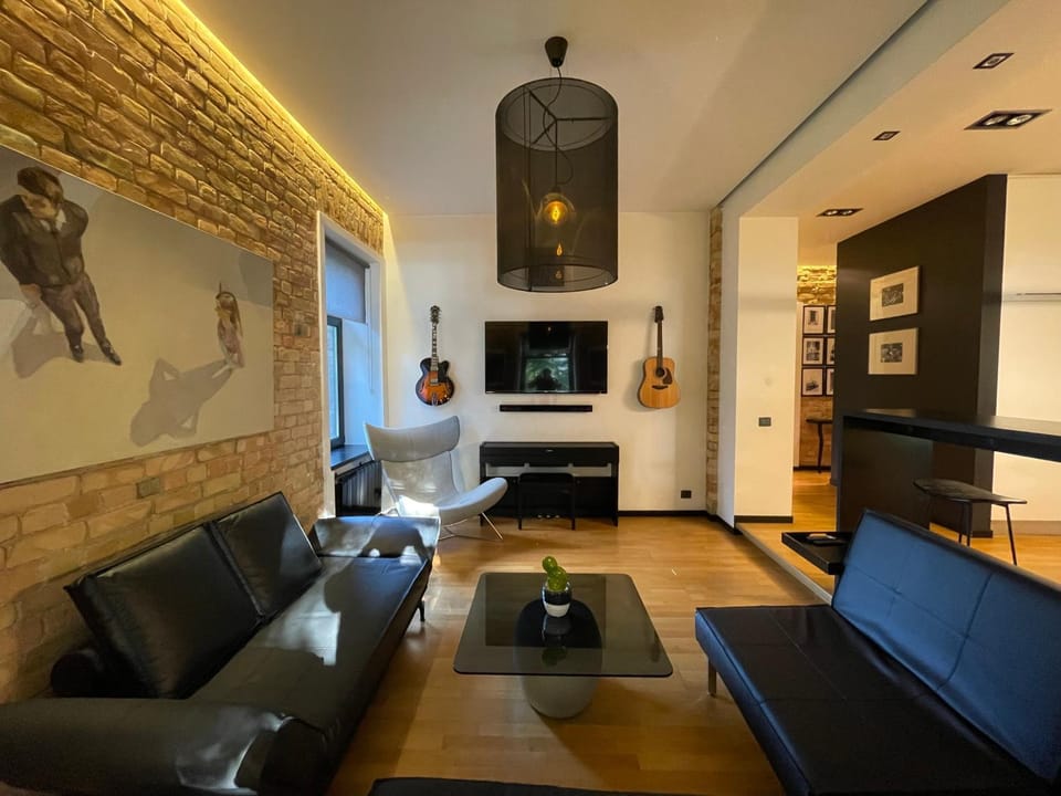 TV and multimedia, Living room