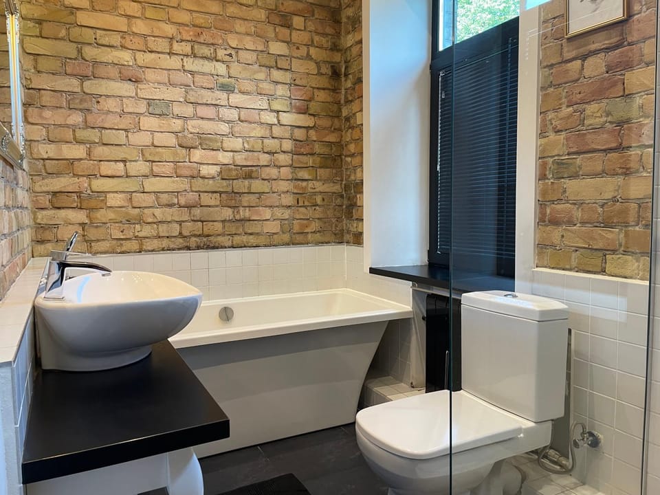 Shower, Toilet, Bathroom, Bath