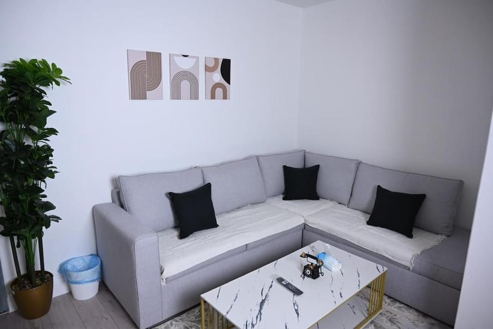 N19 Room and Lounge in Al-Aqeeq Apartment in Riyadh