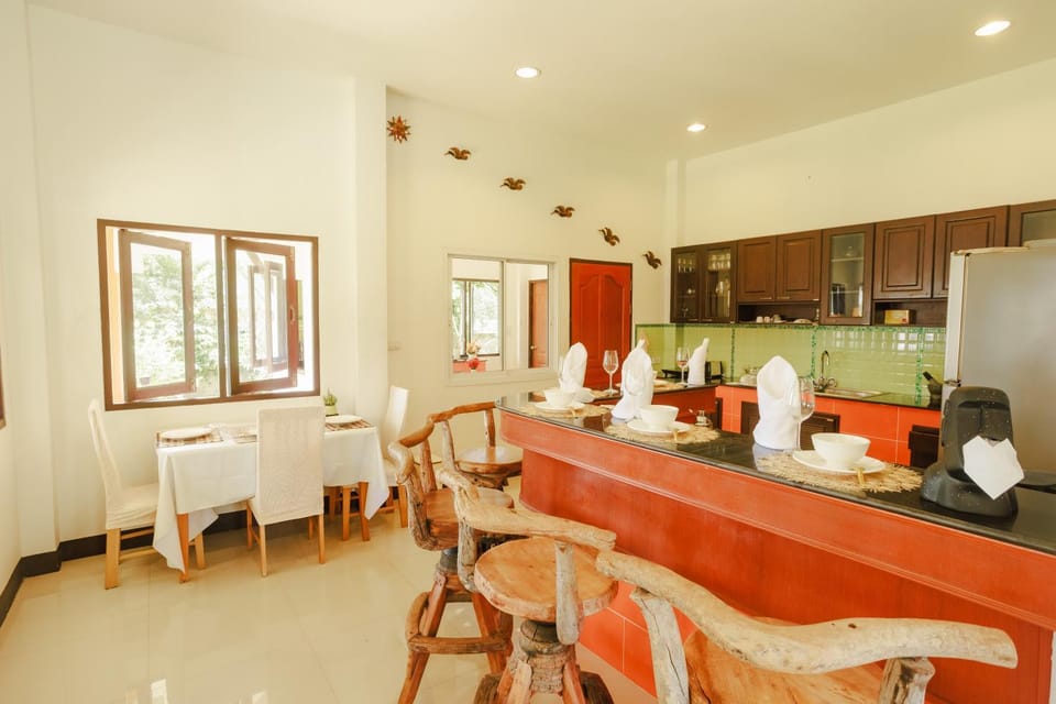 Kitchen or kitchenette, kitchen