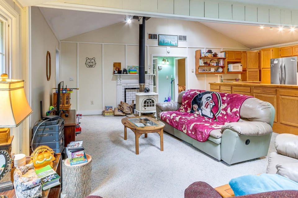 Creekside Family Home in Cleveland: Stay & Play! House in Union County