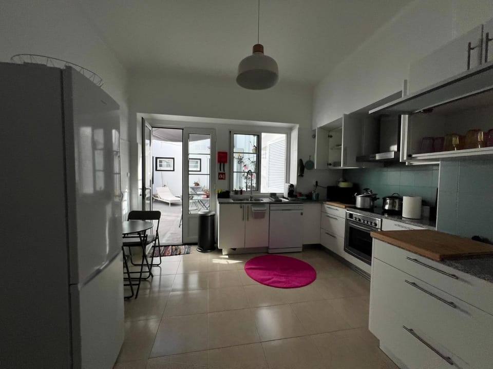 Portas Residence, Quartos & Suites - Ponta Delgada City Center Bed and Breakfast in Ponta Delgada