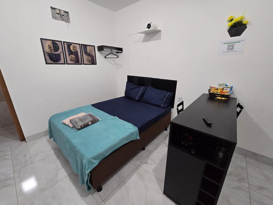 Bed, Living room, Photo of the whole room, Seating area, Bedroom, towels