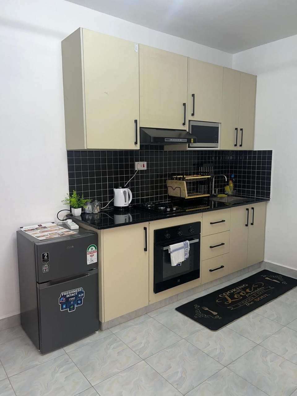 Kitchen or kitchenette, stove