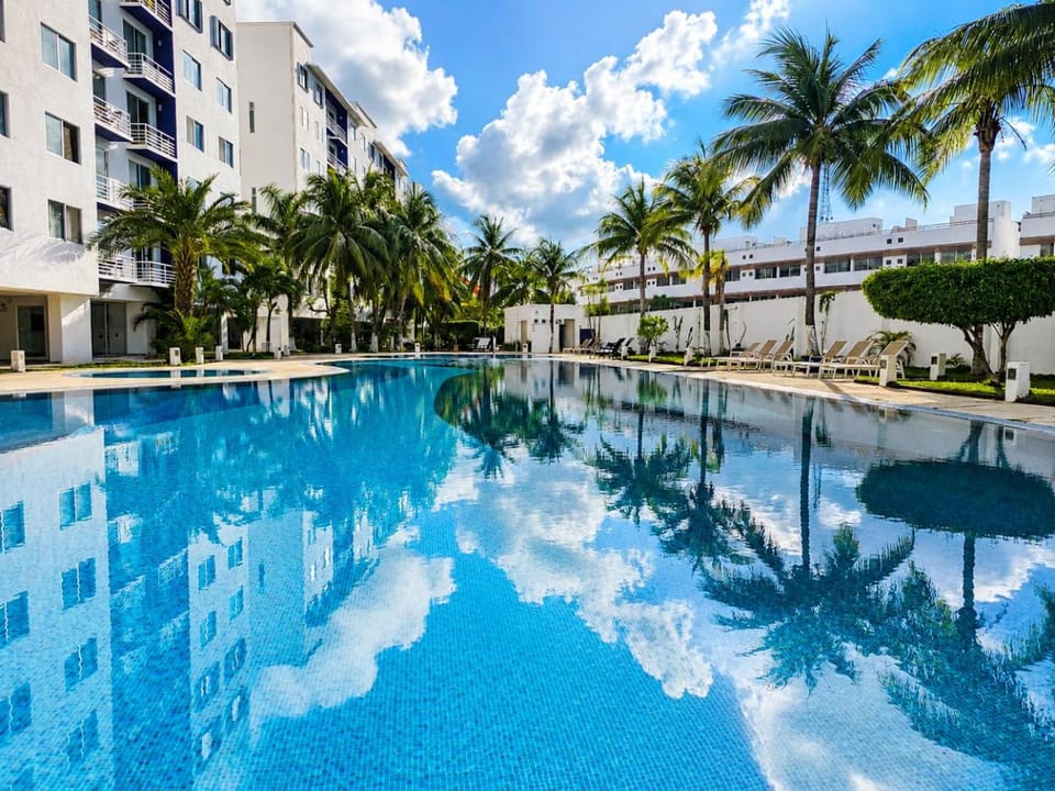 Property building, Pool view, Swimming pool, sunbed