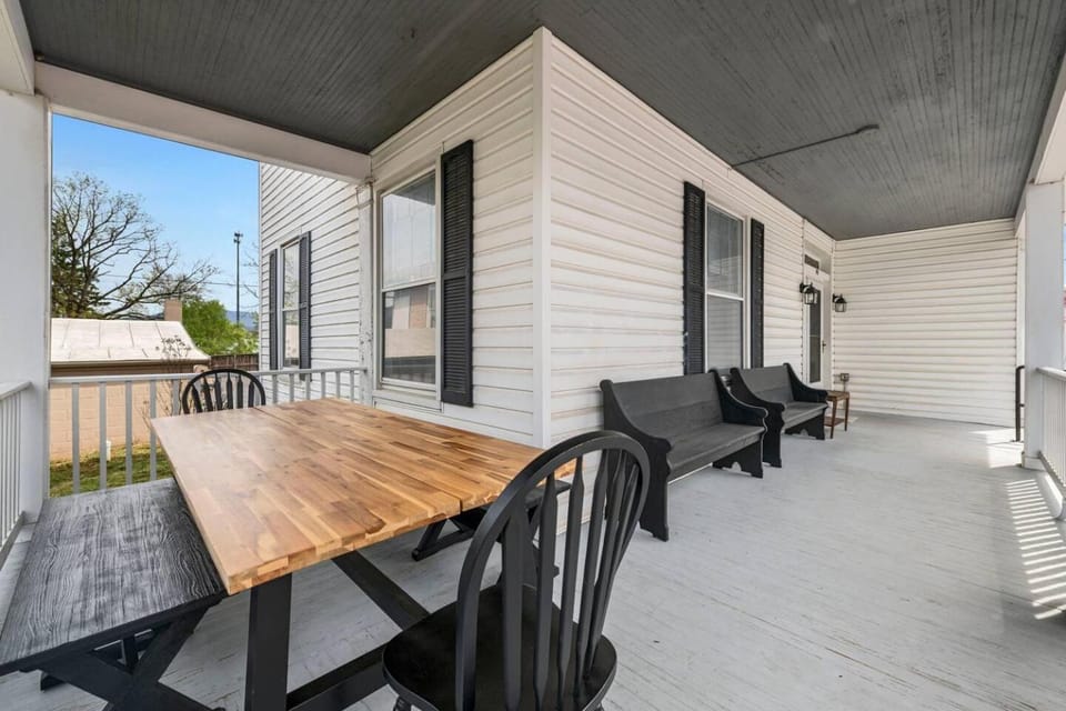 Inn Luray, Walkable Greenway, Caverns and Park House in Luray
