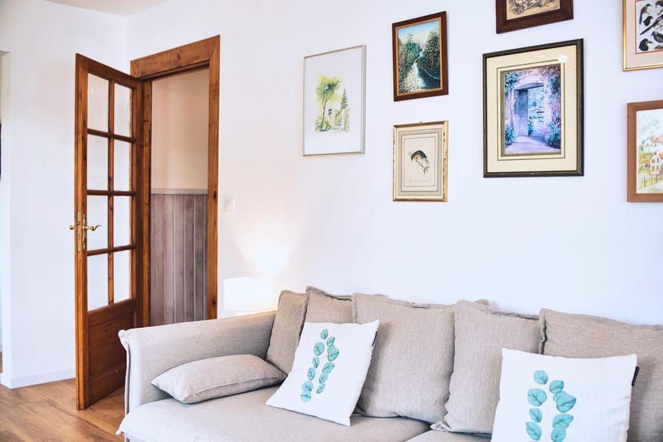 Family & Friends - Route des Vins - Terrasse Vue House in Switzerland