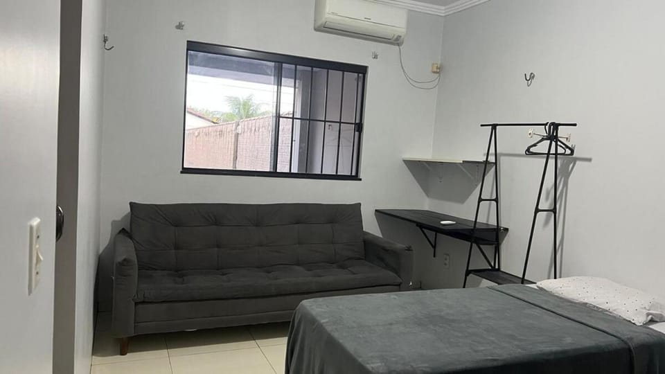 Bed, air conditioner
