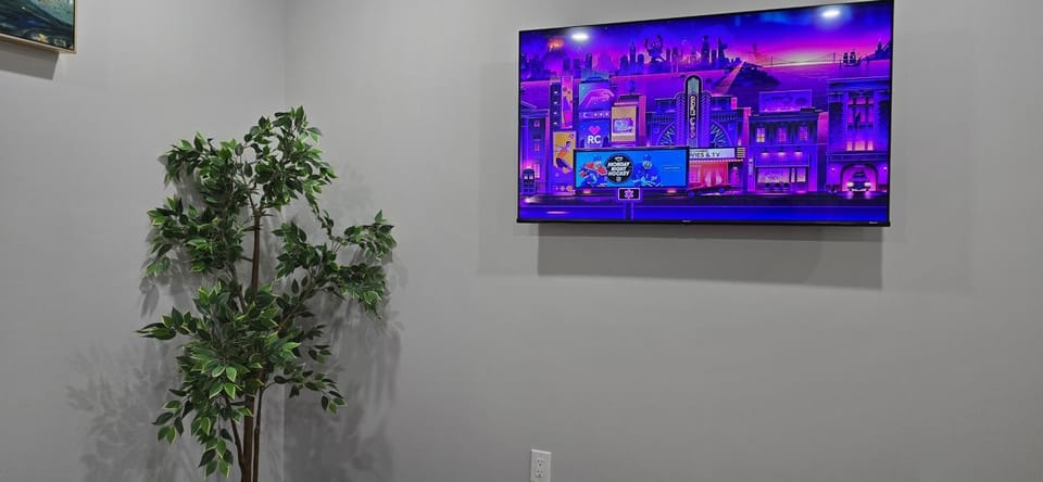 Communal lounge/ TV room, TV and multimedia, Evening entertainment