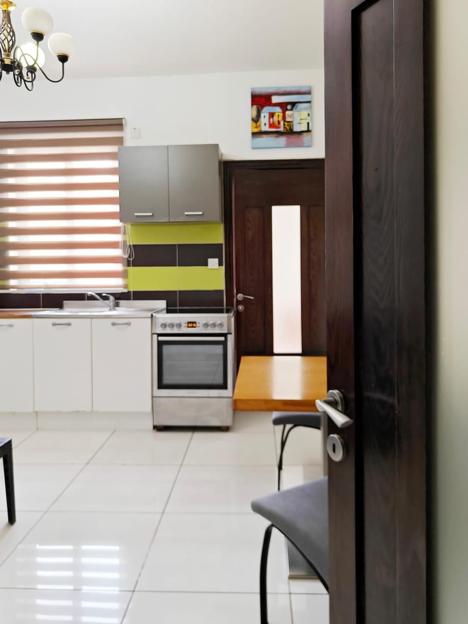 Kitchen or kitchenette, Living room, Dining area, oven, stove