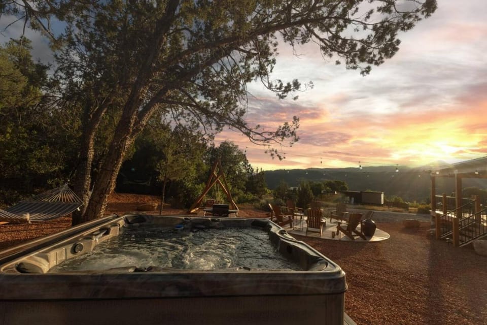 Natural landscape, Hot Tub, Mountain view