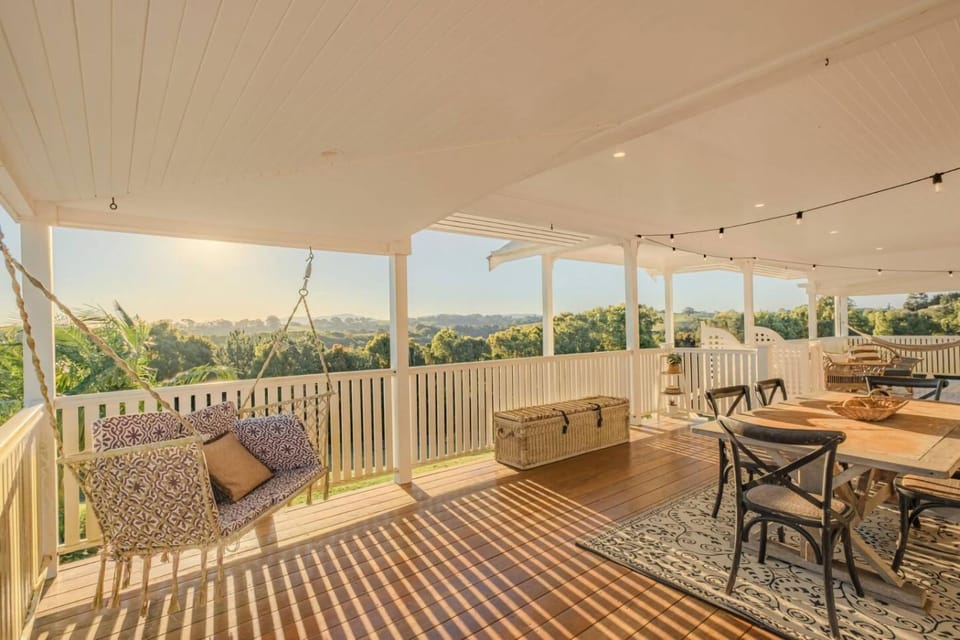 Possum Ridge House A Tranquil Hinterland Escape House in Coorabell