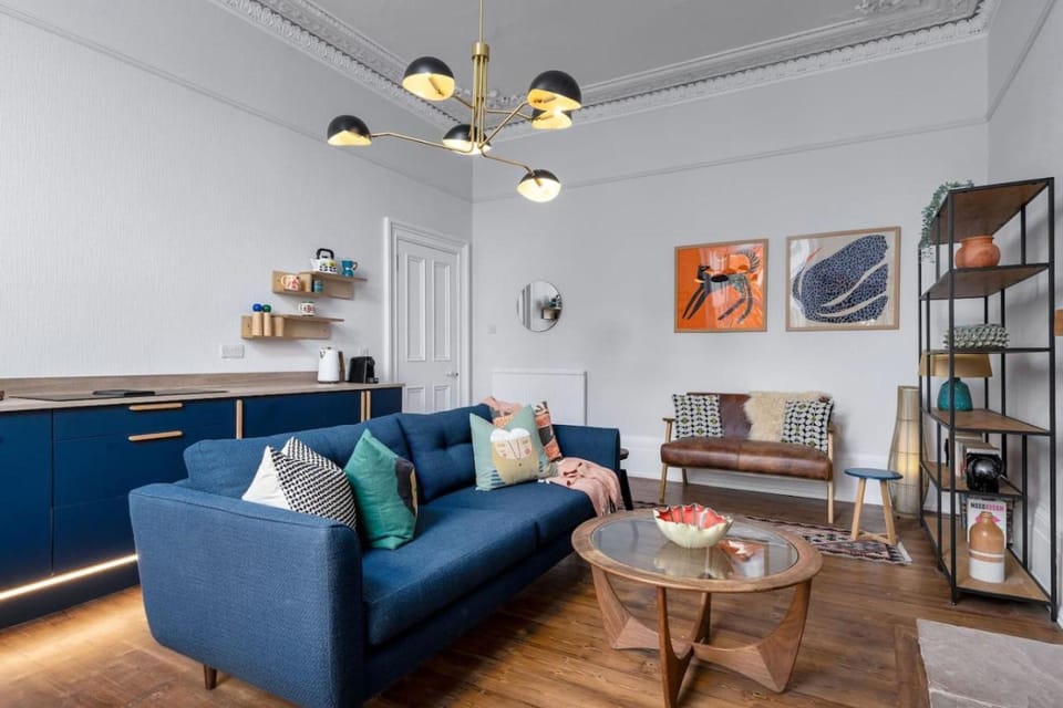 Stirling Retreat Quirky Decor, Fireplace and Charm Apartment in Stirling