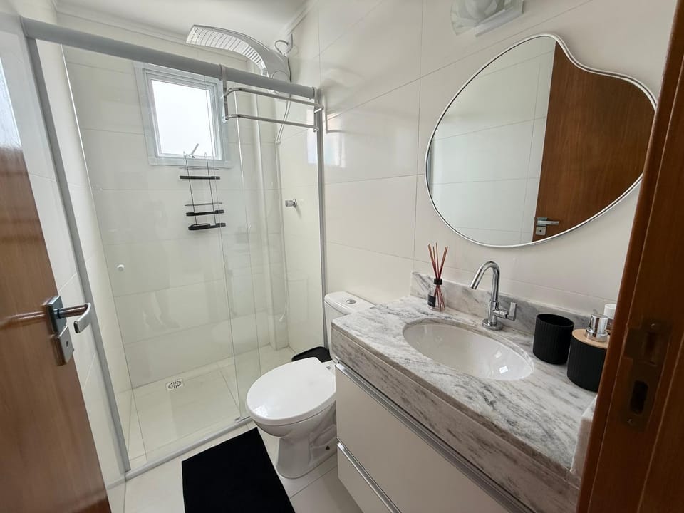 Lindo Apartamento vista mar, 2 dormitórios com suite, próximo a prefeitura praia grande Apartment in State of São Paulo