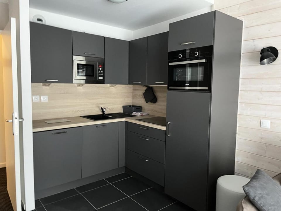 Résidence Le Portillo - Piscine - 2 Pièces pour 8 Personnes MAE-6133 Apartment in Nouvelle-Aquitaine