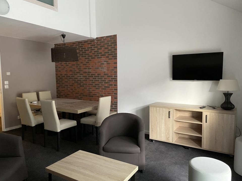 Résidence Le Portillo - Piscine - 2 Pièces pour 8 Personnes MAE-6143 Apartment in Nouvelle-Aquitaine