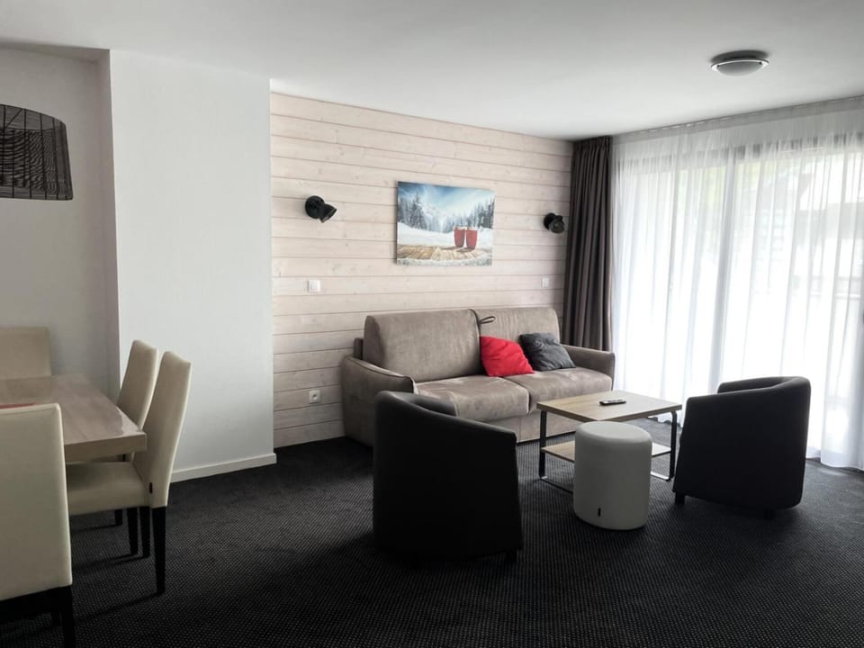 Résidence Le Portillo - Piscine - 2 Pièces pour 6 Personnes MAE-6203 Apartment in Nouvelle-Aquitaine