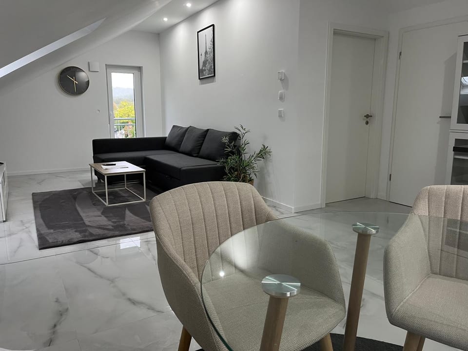 Living room, Seating area, Dining area