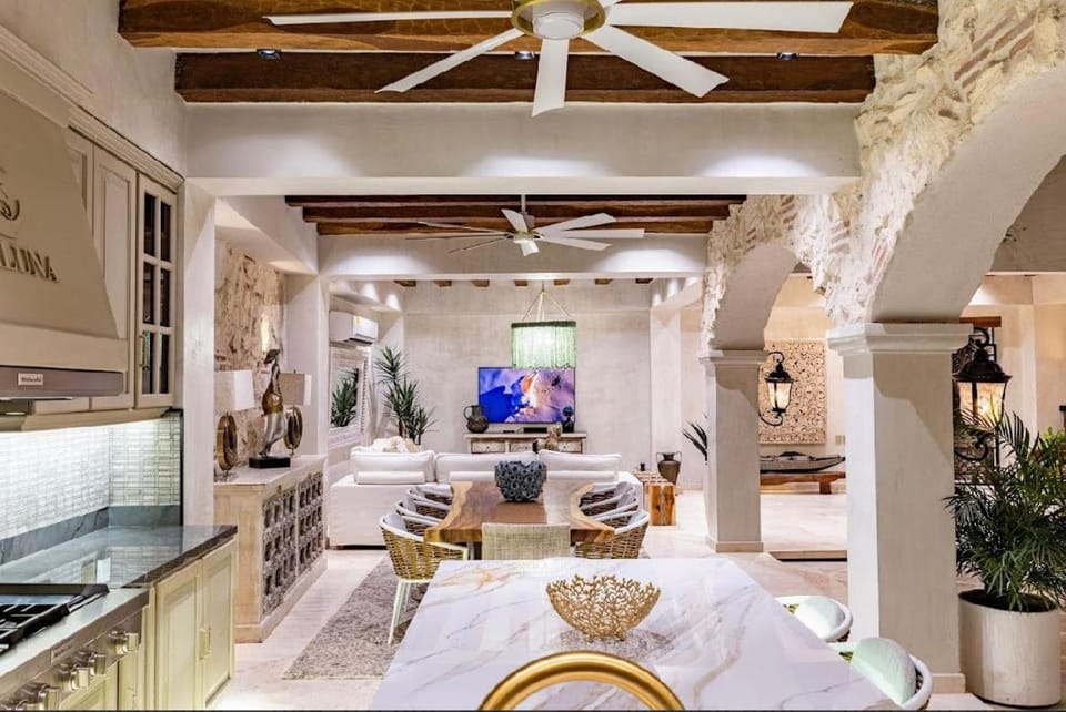 IsaLuna Luxury House House in Magdalena, Colombia