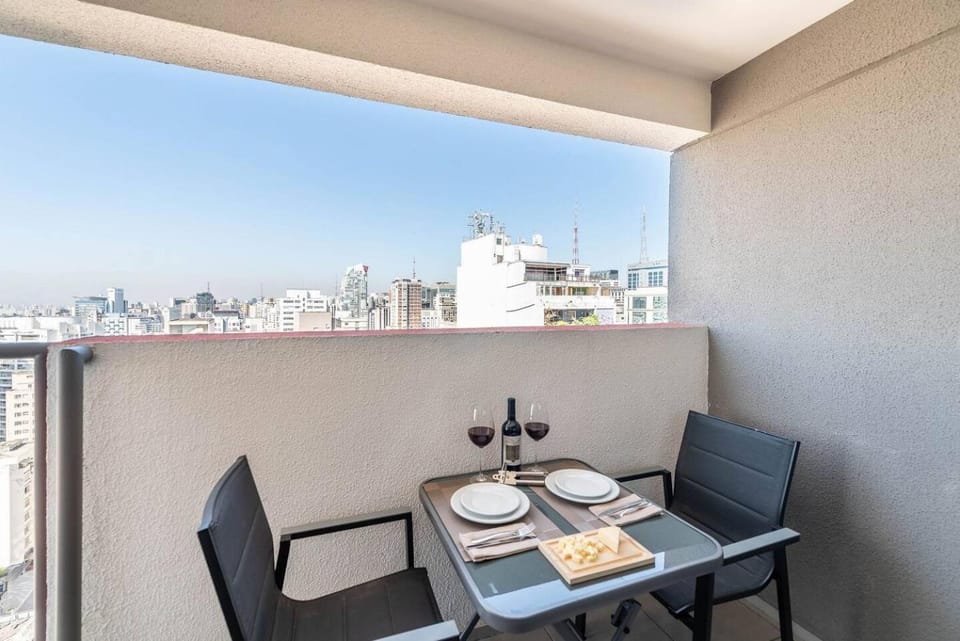Apartamento com Dois Comodos no Melhor da Paulista Apartment in Sao Paulo City