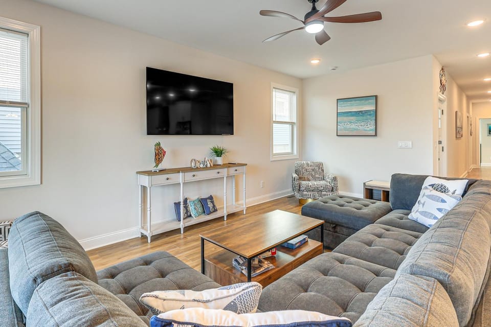 Walk to Beach & Morey’s Piers: Family Getaway! House in Wildwood