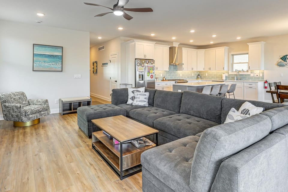 Walk to Beach & Morey’s Piers: Family Getaway! House in Wildwood