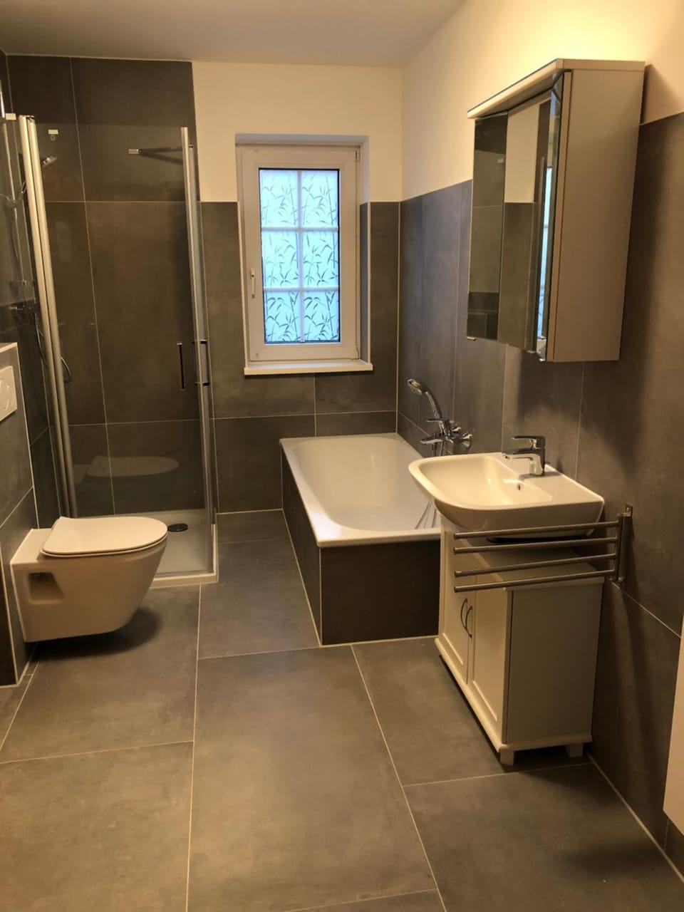 Bathroom, Bath