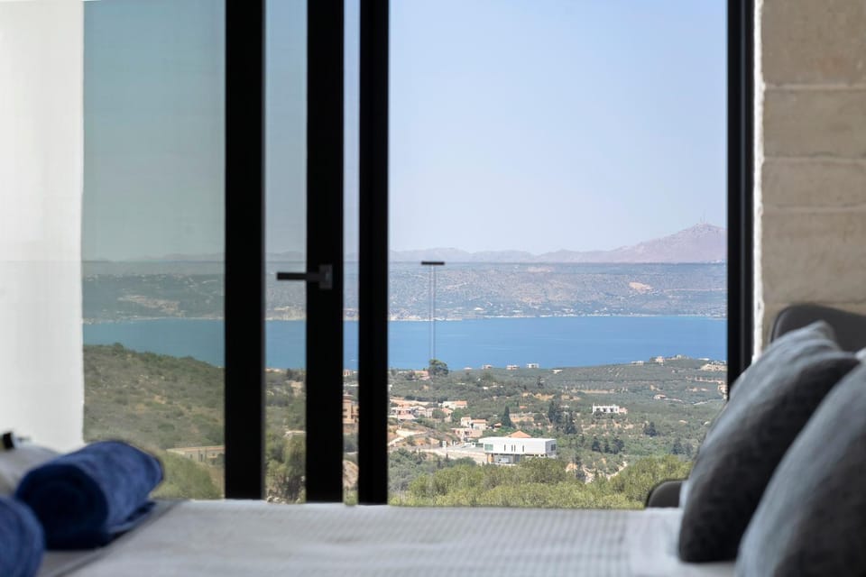 Day, Natural landscape, View (from property/room), Balcony/Terrace, Mountain view, Sea view