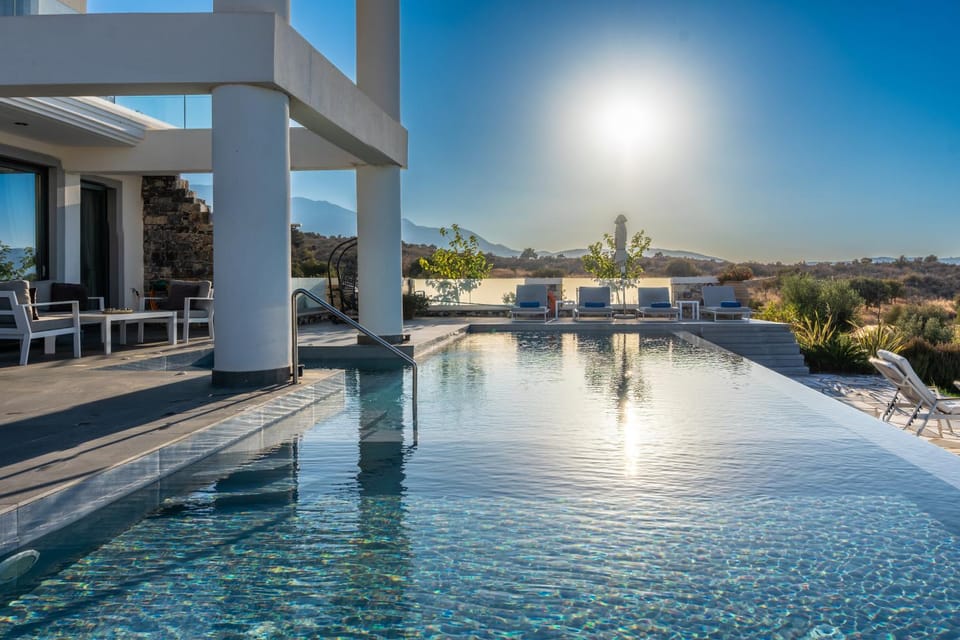 Patio, Day, Natural landscape, Pool view, Swimming pool, Swimming pool, sunbed