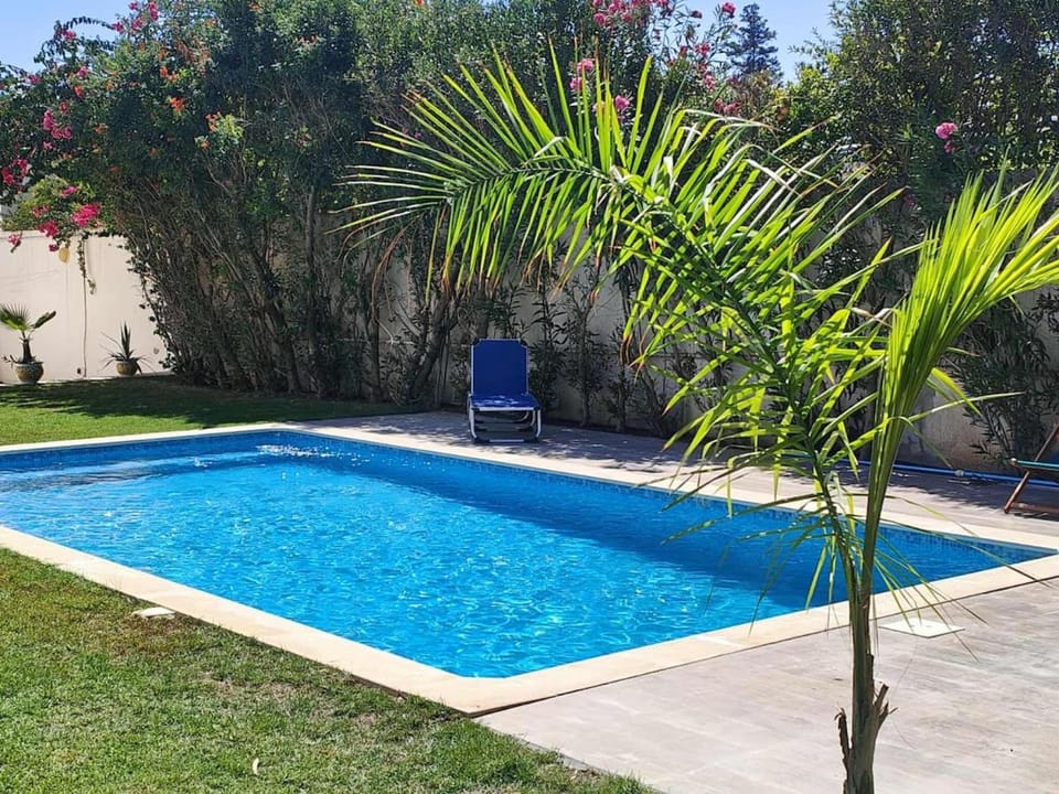 Garden, Swimming pool, Swimming pool