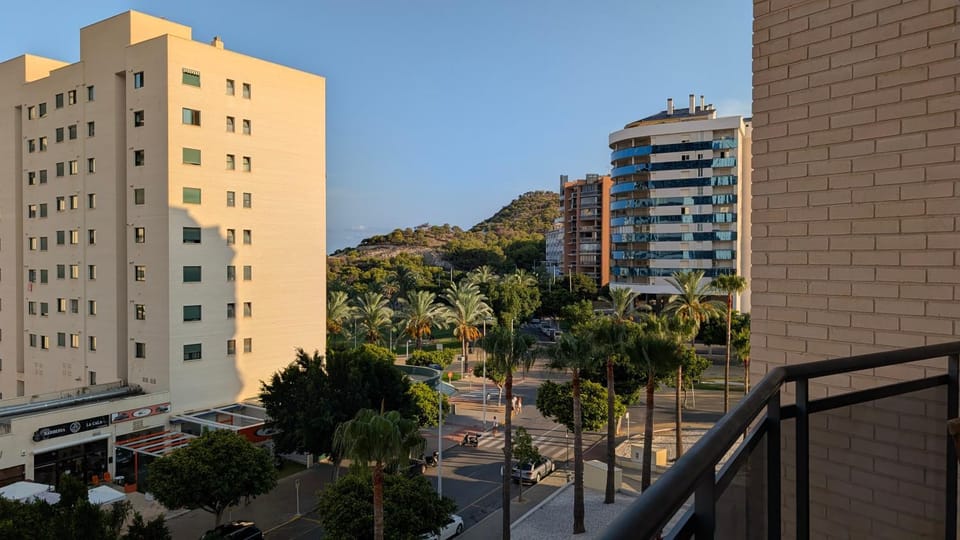 City view, Mountain view
