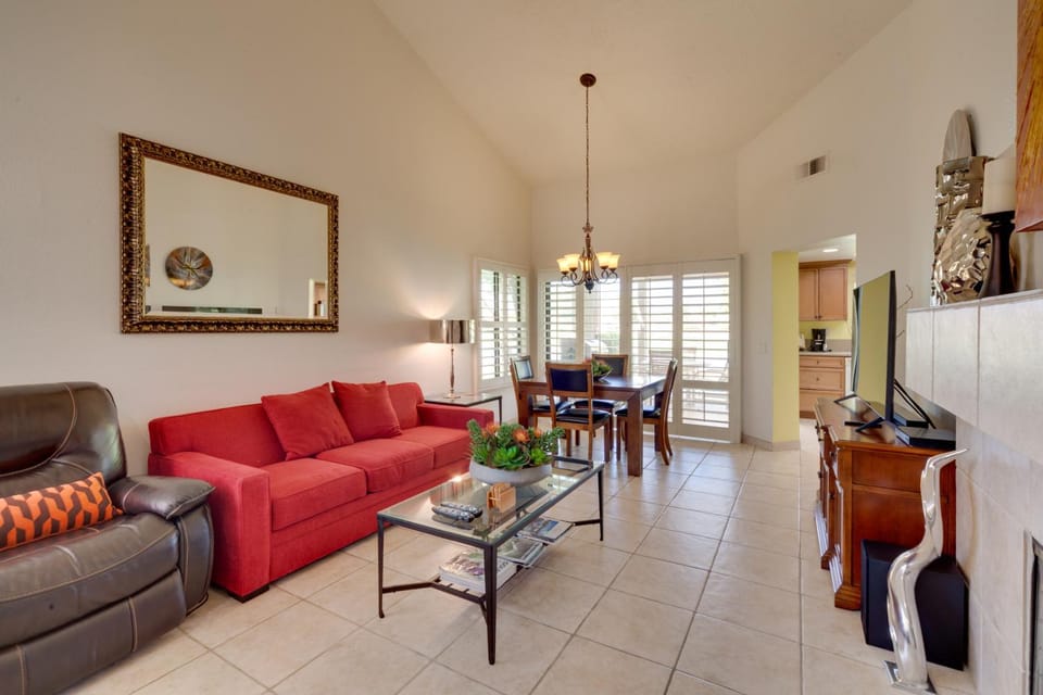 Pool Access & On-Site Golf: Palm Desert Retreat! House in Palm Desert