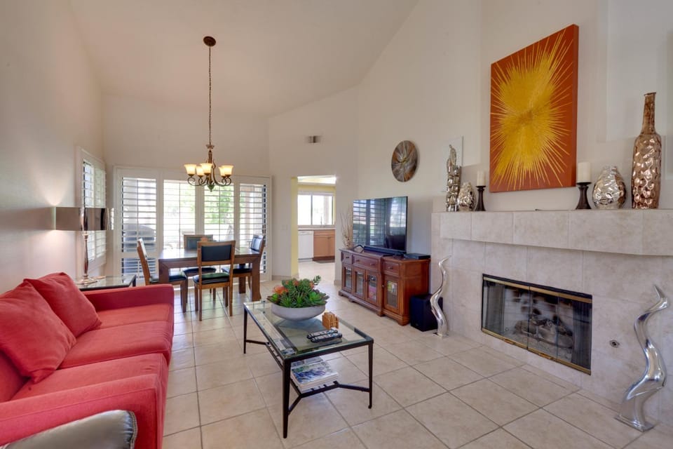 Pool Access & On-Site Golf: Palm Desert Retreat! House in Palm Desert