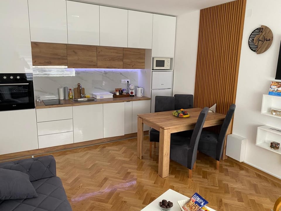 Apartman Sunny, Vrnjacka Banja Apartment in Serbia