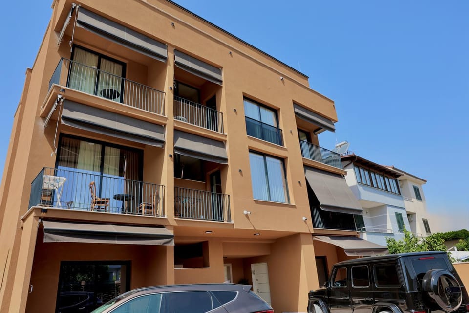 Property building, Day, View (from property/room), Balcony/Terrace, Parking