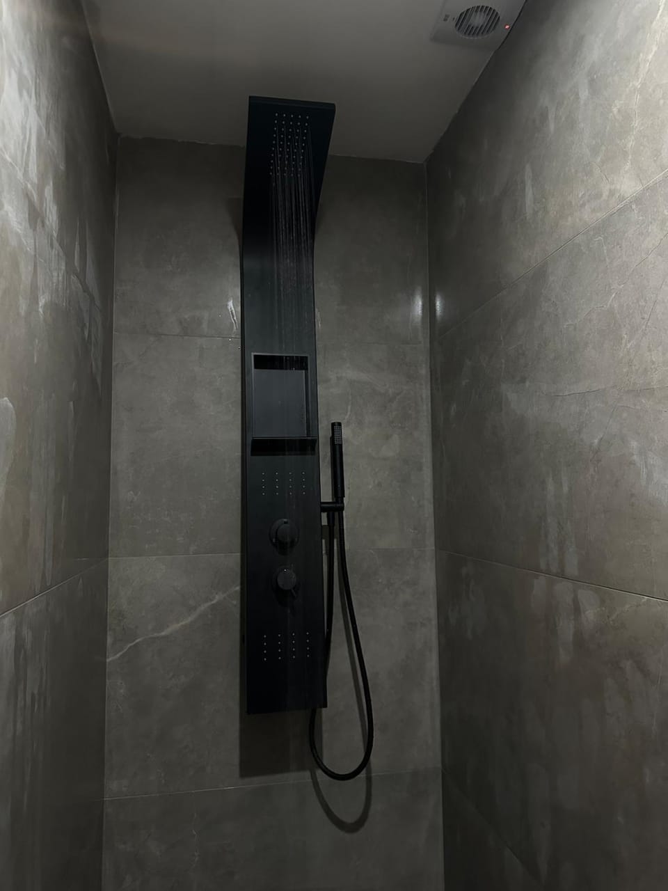 Thera Priva chambre de luxe Apartment in Charleroi