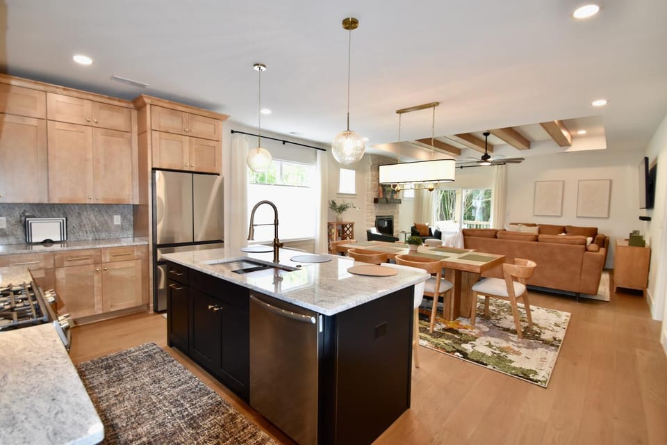 Kitchen or kitchenette, dishwasher