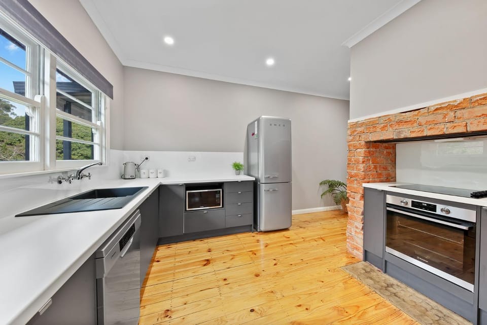 Sommer Cottage House in Porepunkah