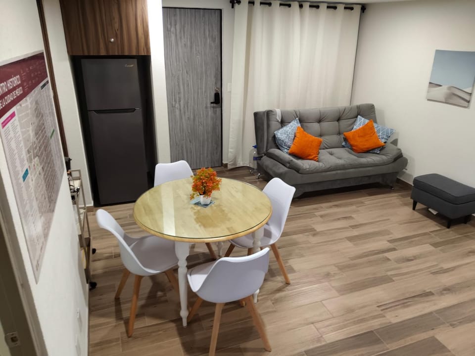 Living room, Dining area