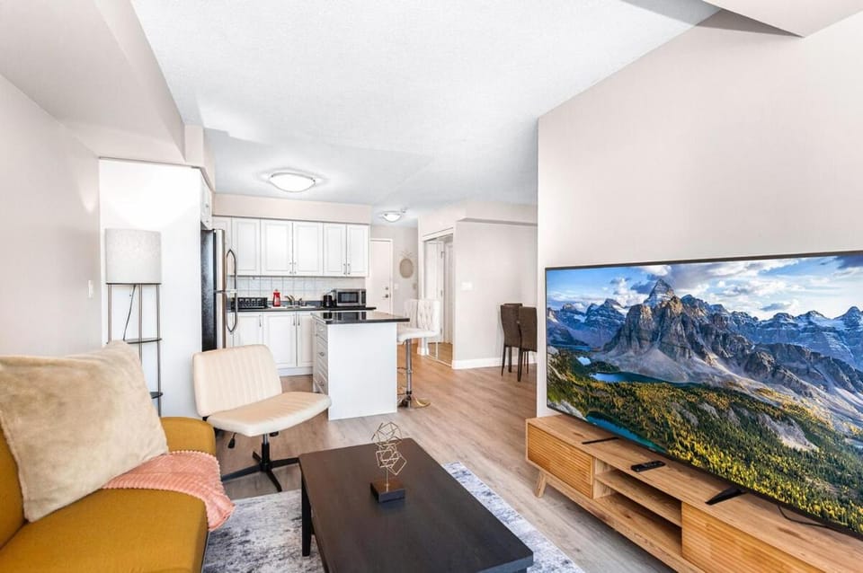SkyView 2BR Plus Den Stunning Views Steps to SQ1 Mall Apartment in Mississauga
