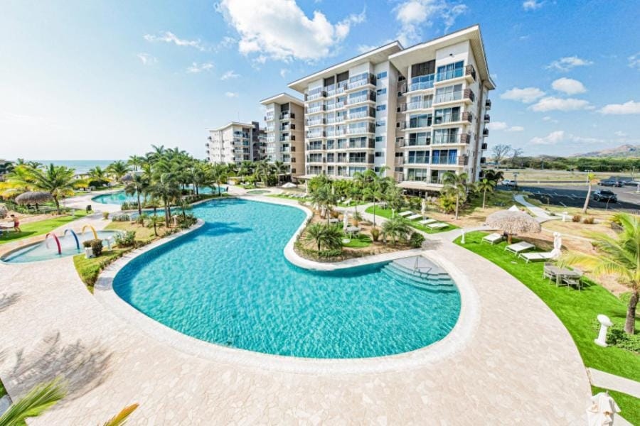 Property building, Swimming pool