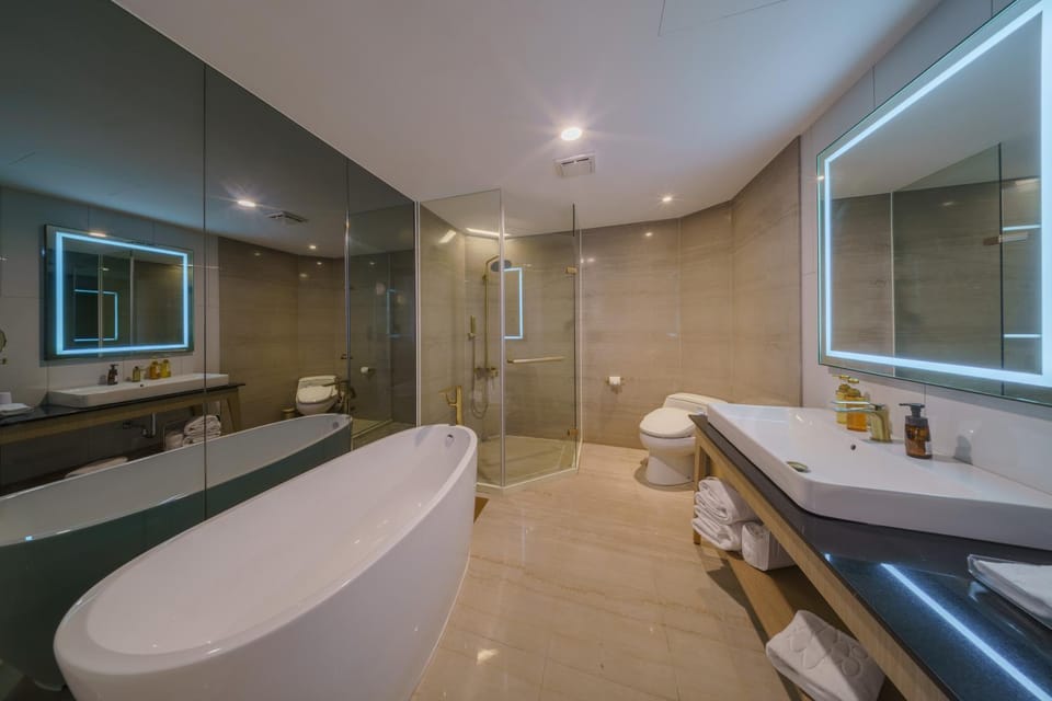 Bathroom, Bath