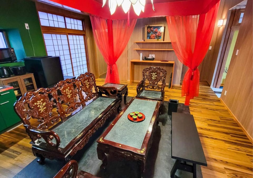 Living room, Seating area, Dining area