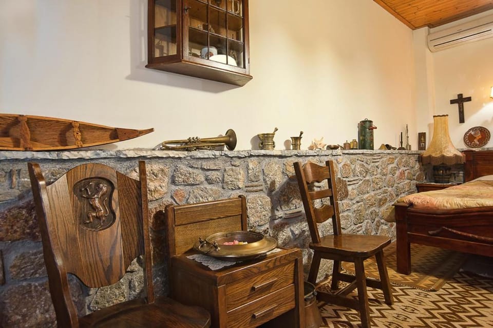Alexandros Pension Inn in Peloponnese, Western Greece and the Ionian
